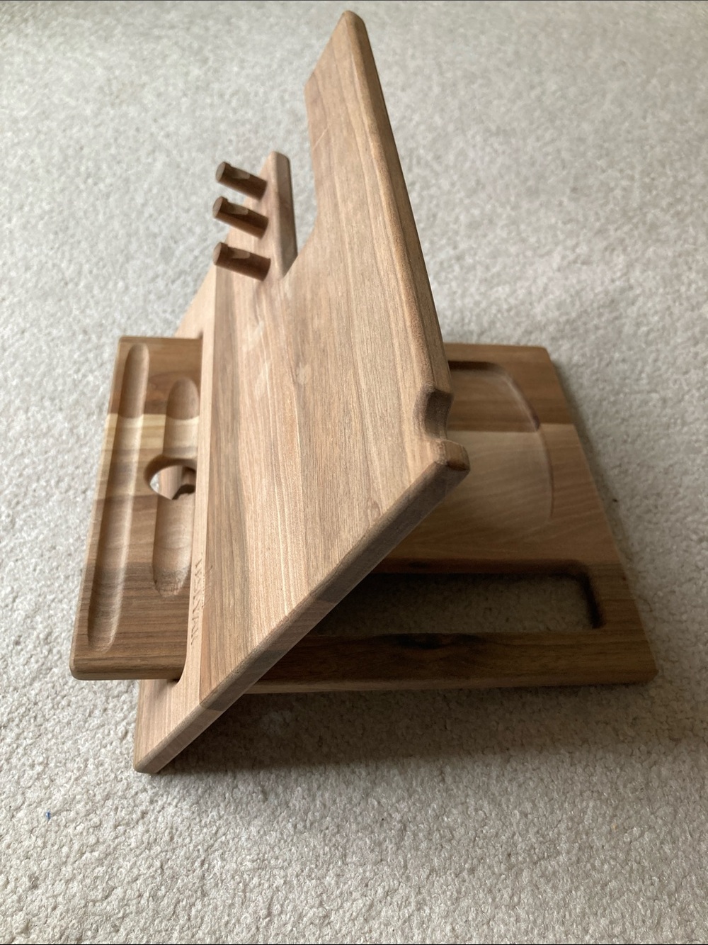 TESLYAR wooden docking station phone watch wallet key organizer